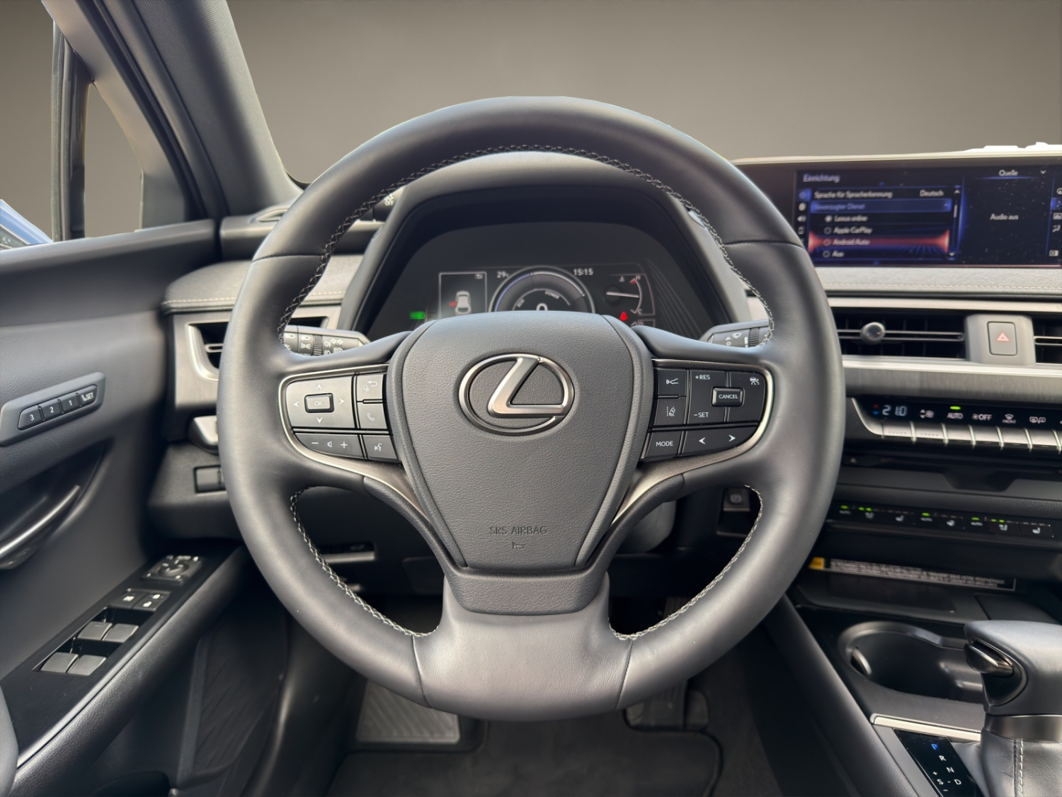 LEXUS UX 250h Excellence-image-14