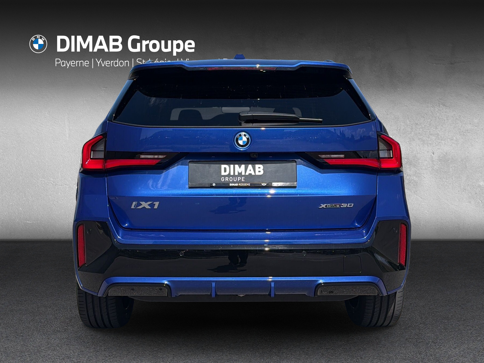 BMW iX1 xDrive 30 M Sport-showroom-element-3
