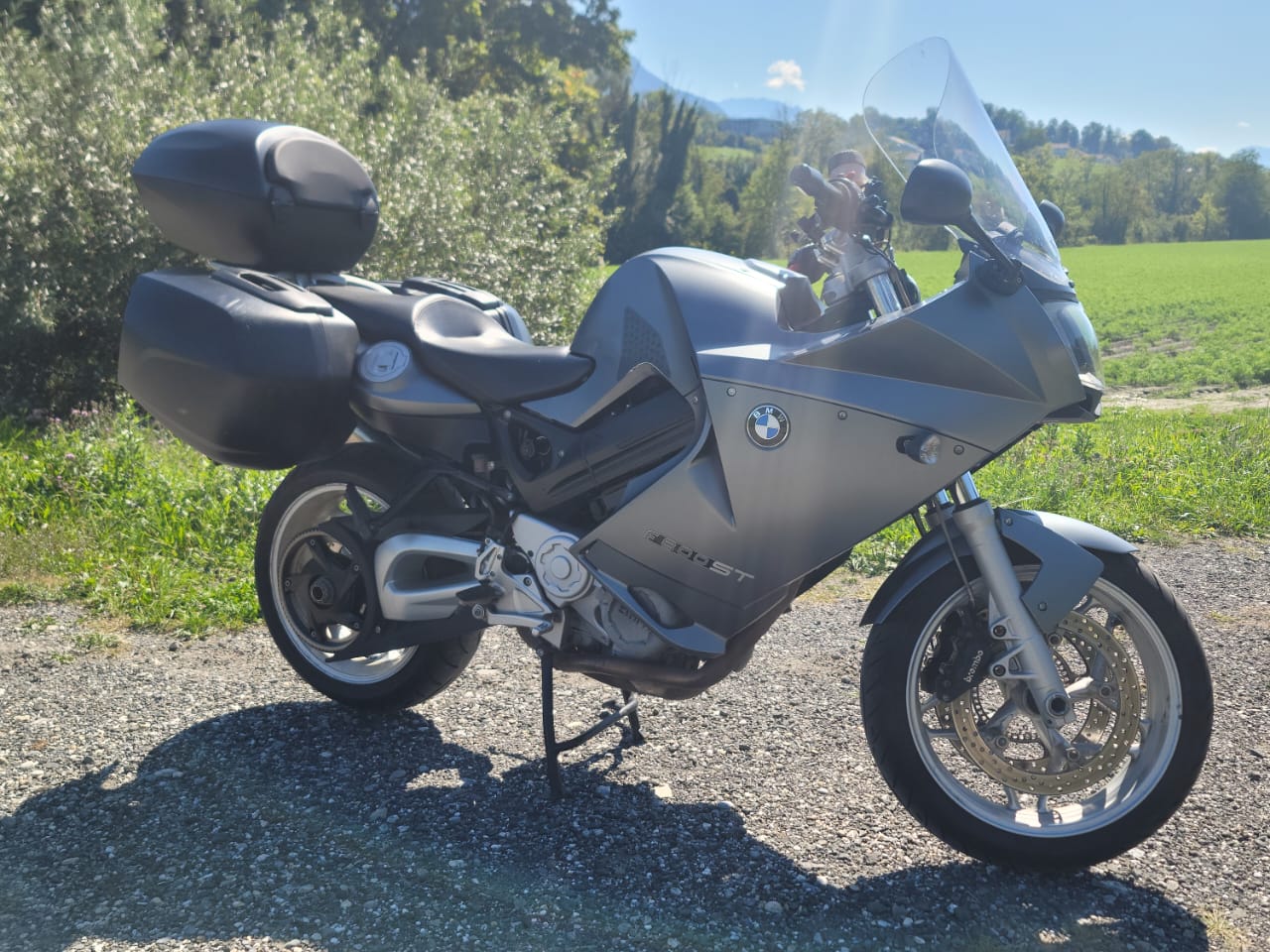 BMW F 800 ST-image-1