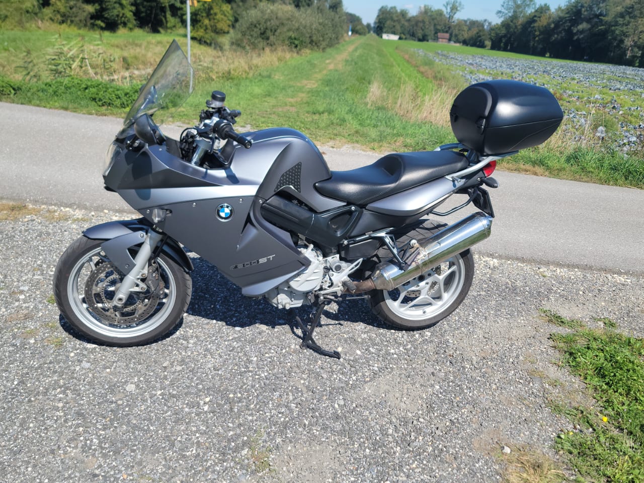 BMW F 800 ST-image-4
