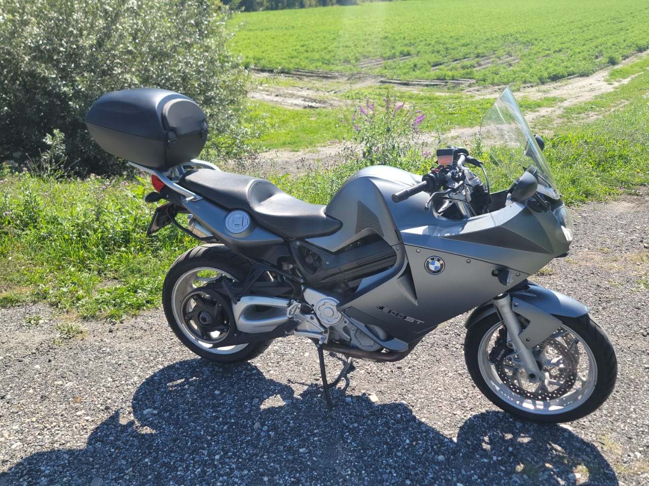 BMW F 800 ST-image-5