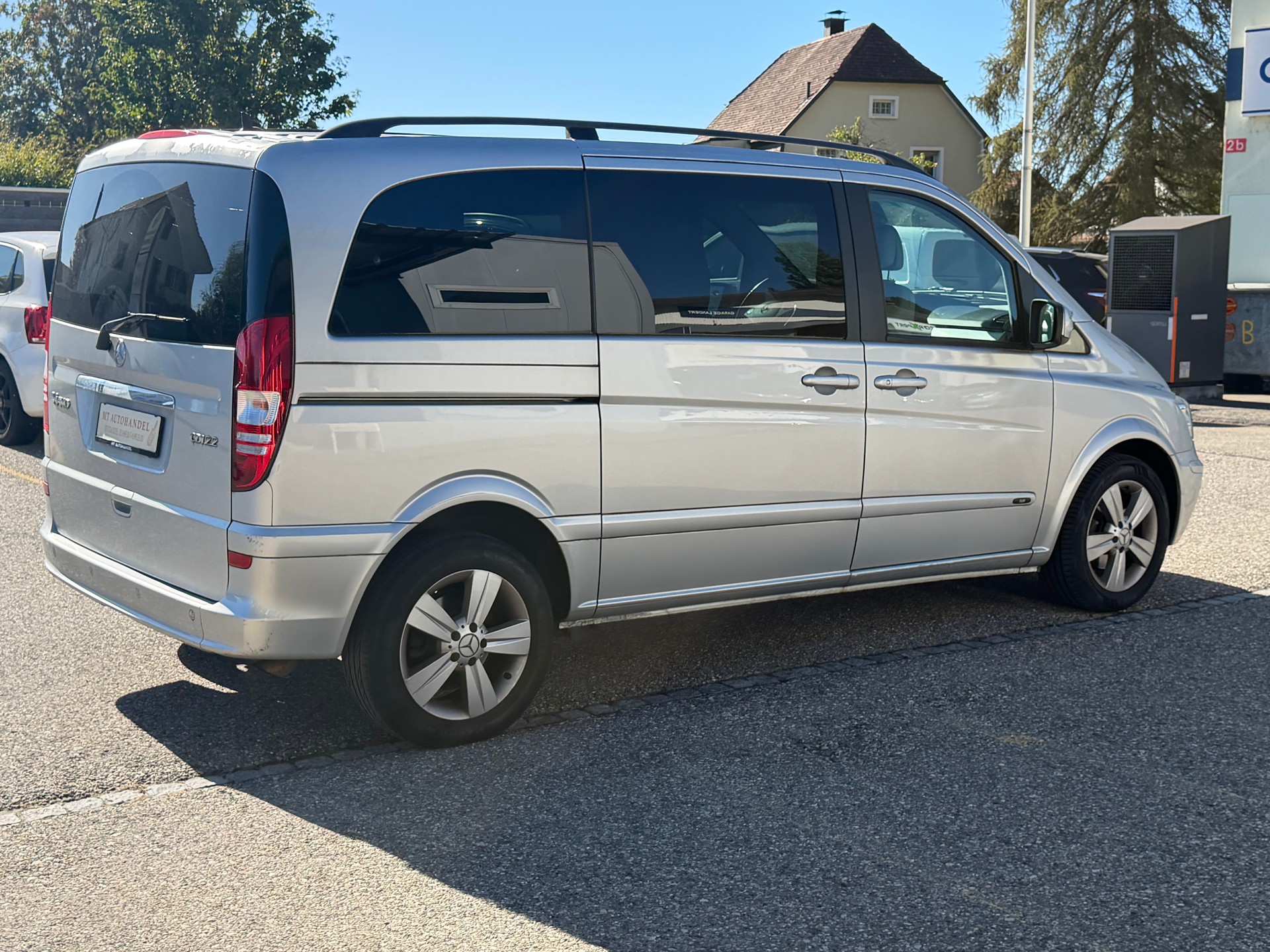 MERCEDES-BENZ Viano 2.2 CDI Blue Efficiency Fun L A-showroom-element-3