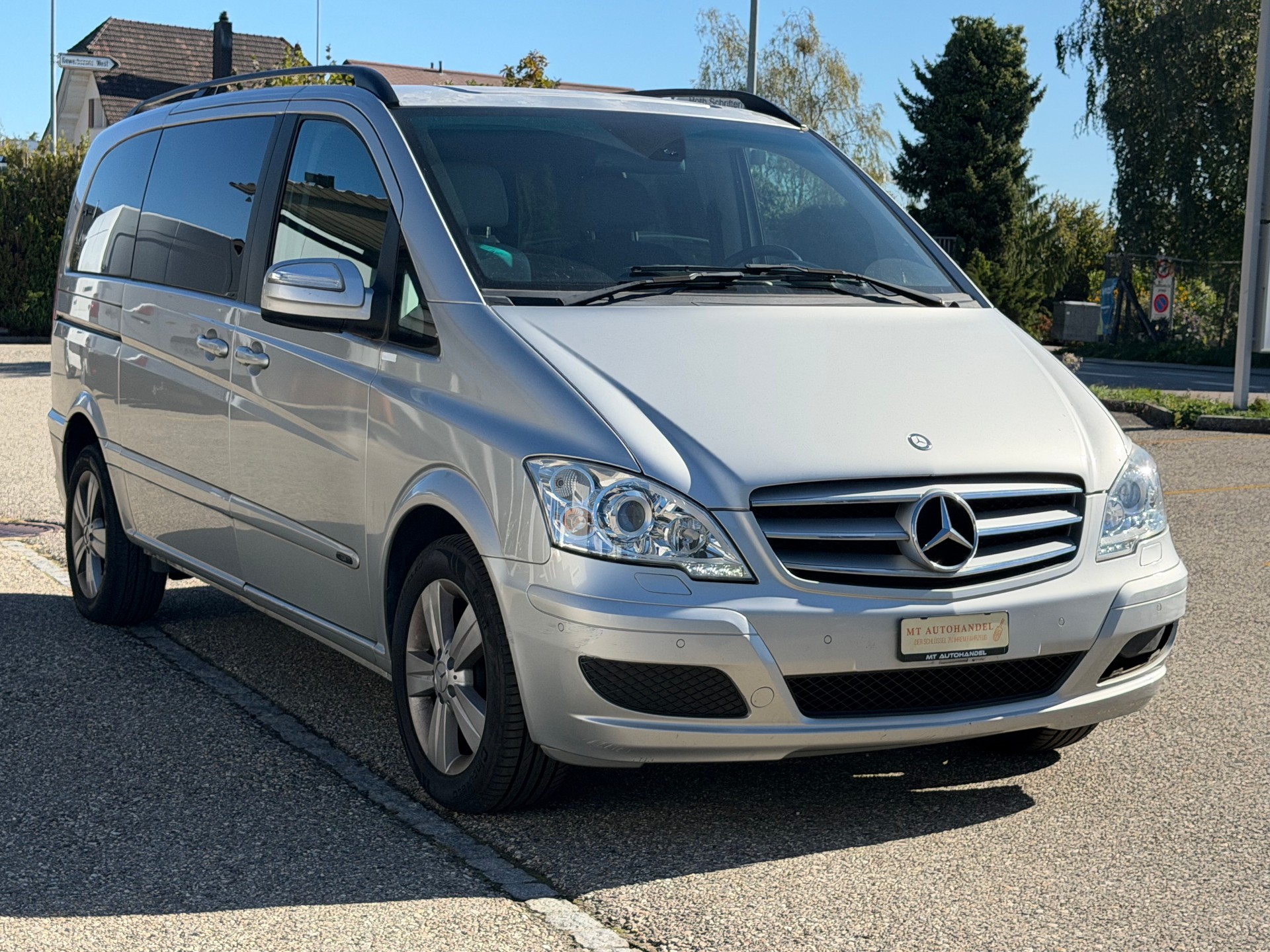 MERCEDES-BENZ Viano 2.2 CDI Blue Efficiency Fun L A-showroom-element-2