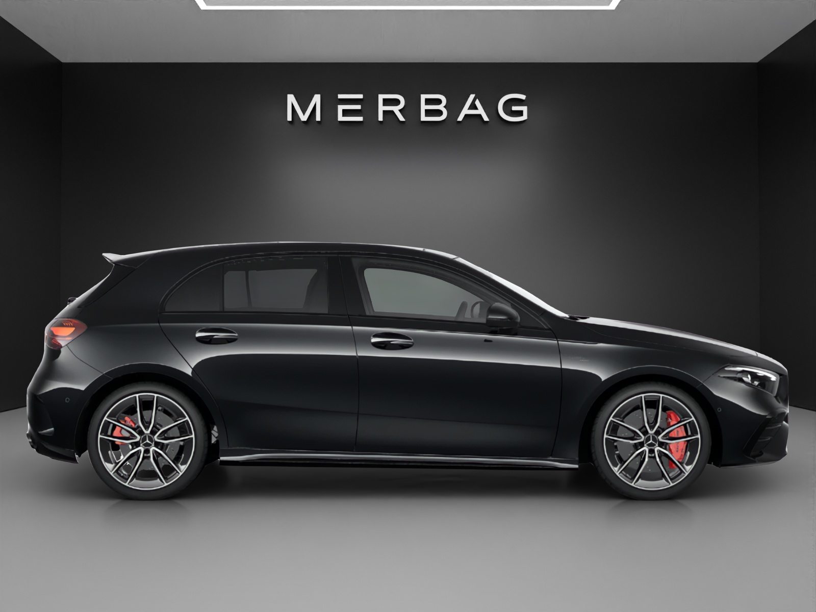 MERCEDES-BENZ A AMG 35 4Matic 8G-DCT-image-1