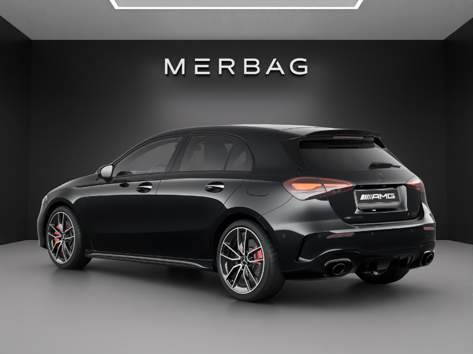 MERCEDES-BENZ A AMG 35 4Matic 8G-DCT-image-4