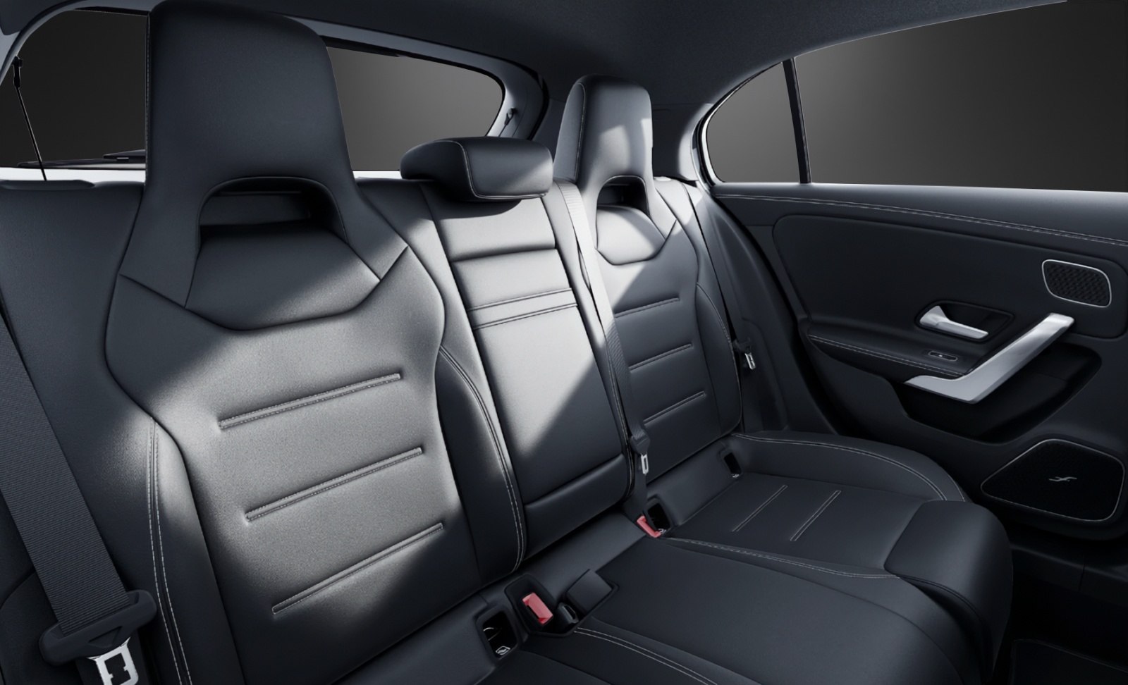 MERCEDES-BENZ A AMG 35 4Matic 8G-DCT-image-9