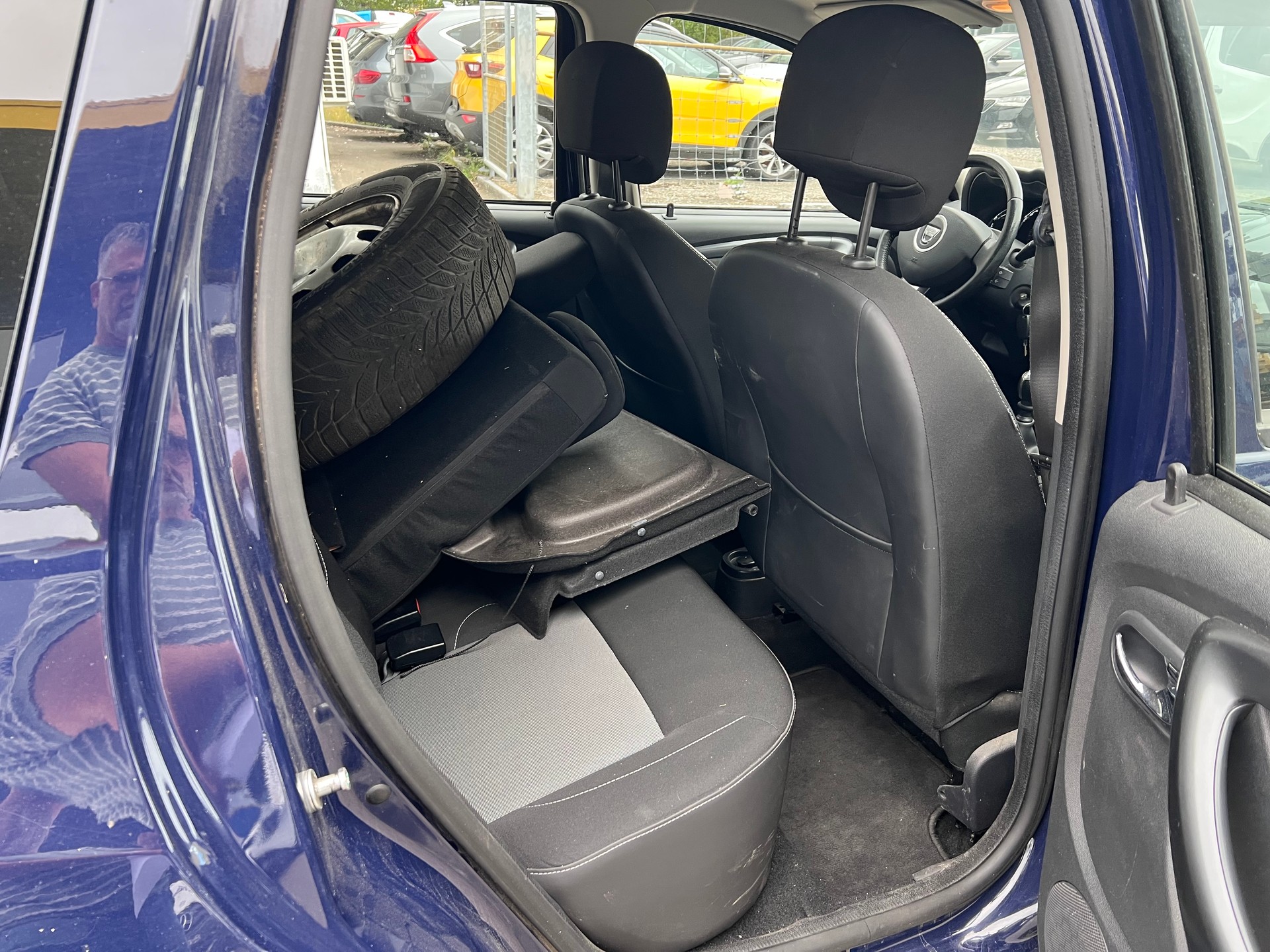 DACIA Duster 1.2 T Ambiance 4x4-image-10