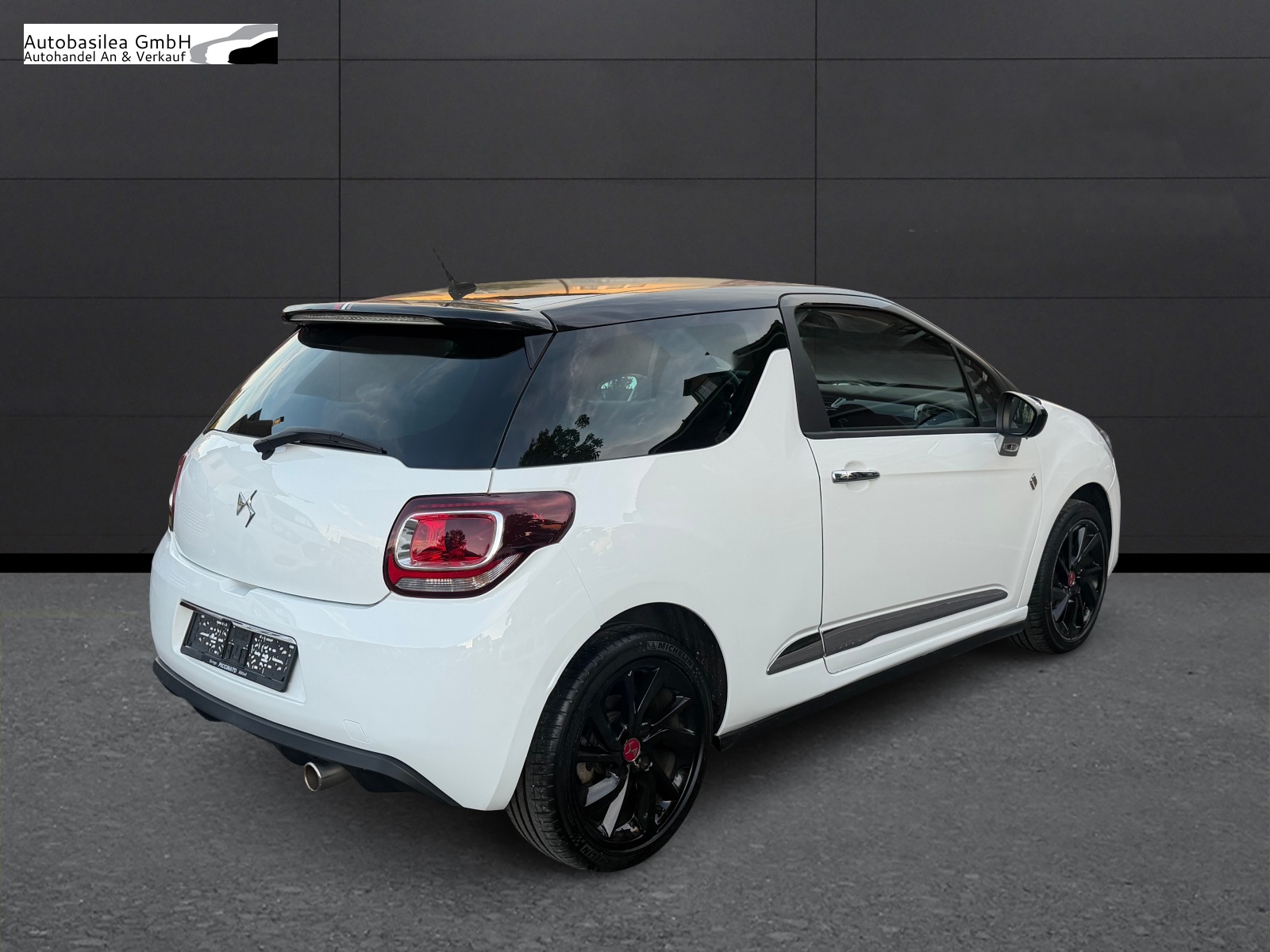 DS AUTOMOBILES DS 3 1.2 PureTech Performance Line EAT6-image-4
