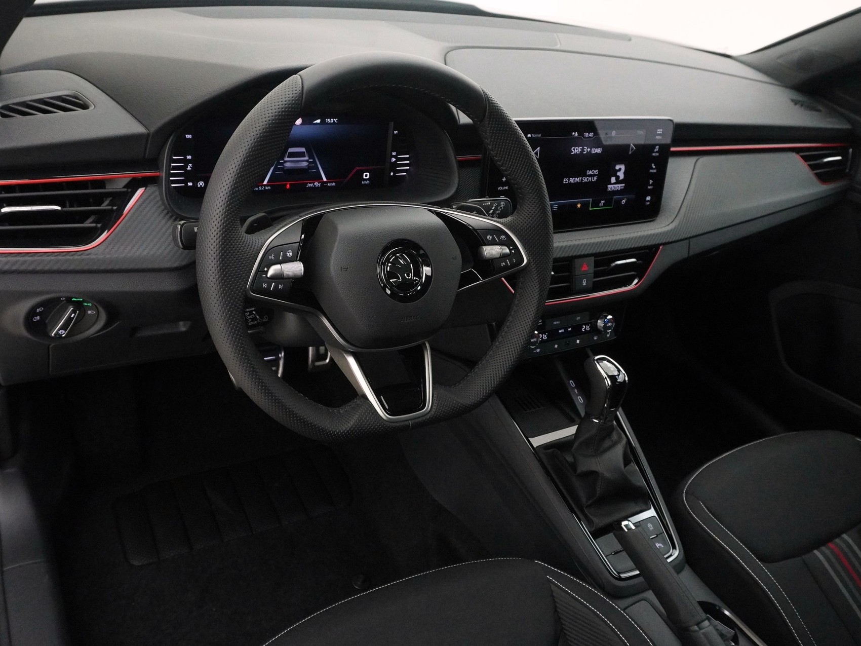 SKODA Kamiq 1.5 TSI Monte Carlo-image-10