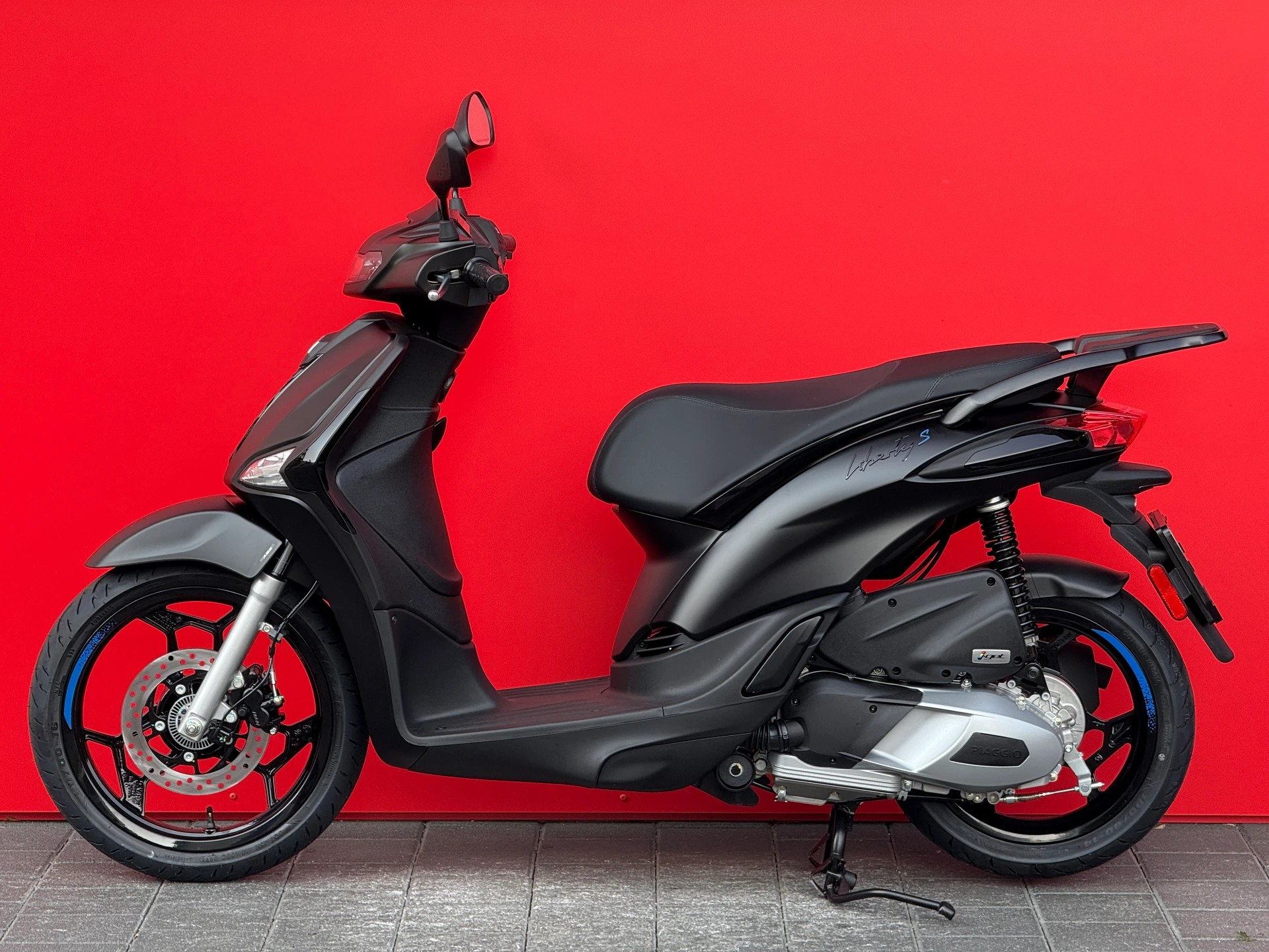 PIAGGIO Liberty 125 Sport E5+-image-5