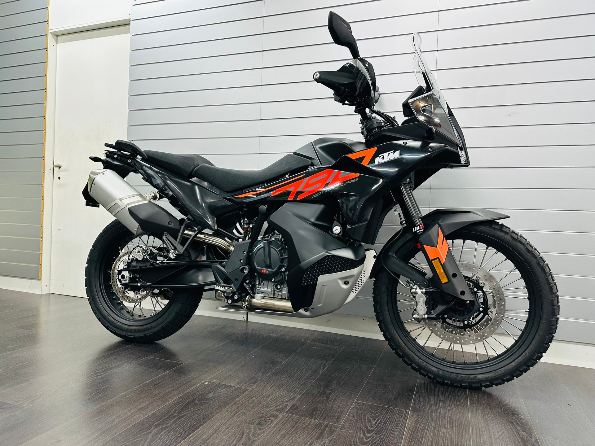 KTM 790 Adventure L-image-9