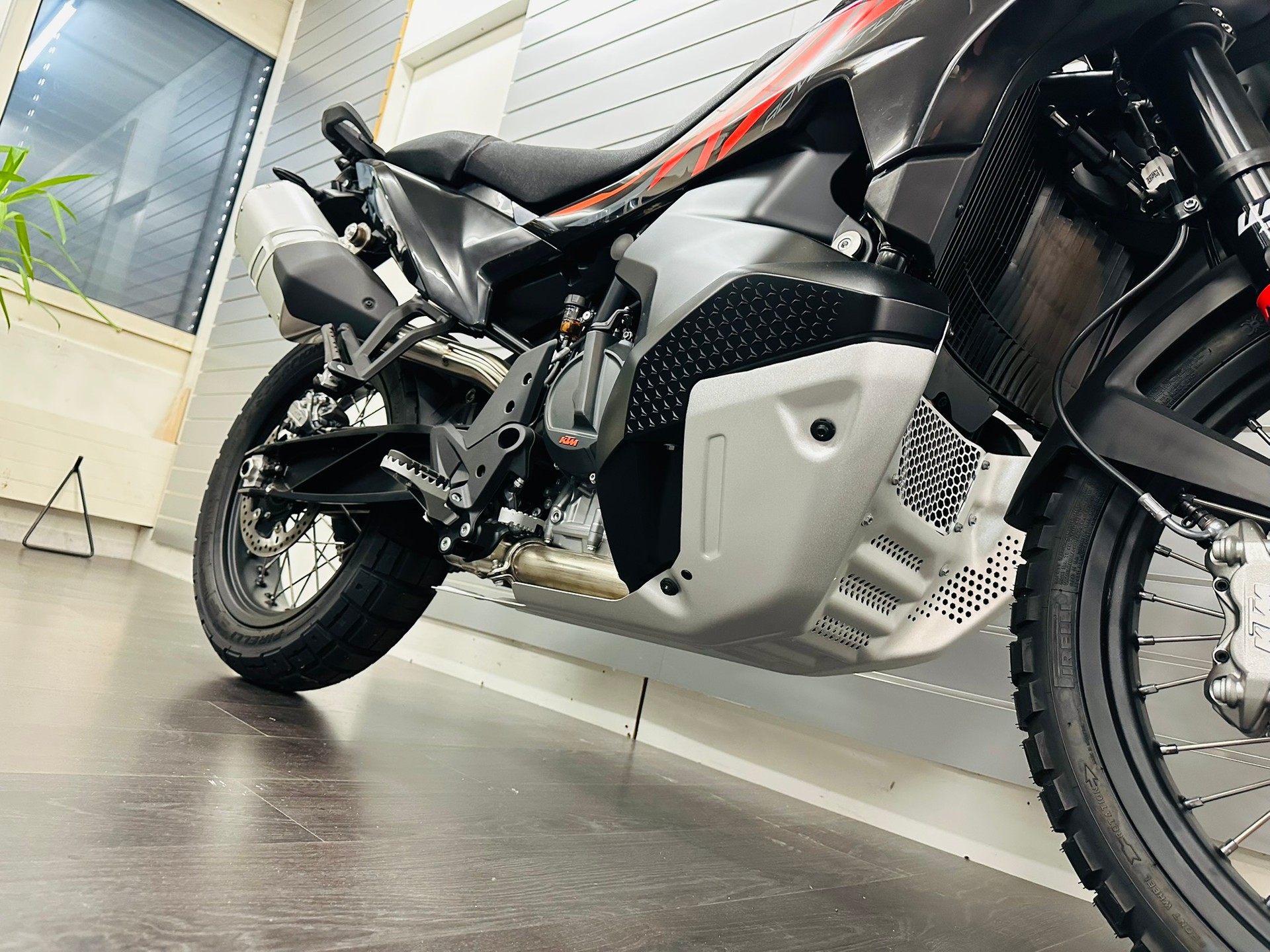 KTM 790 Adventure L-image-8