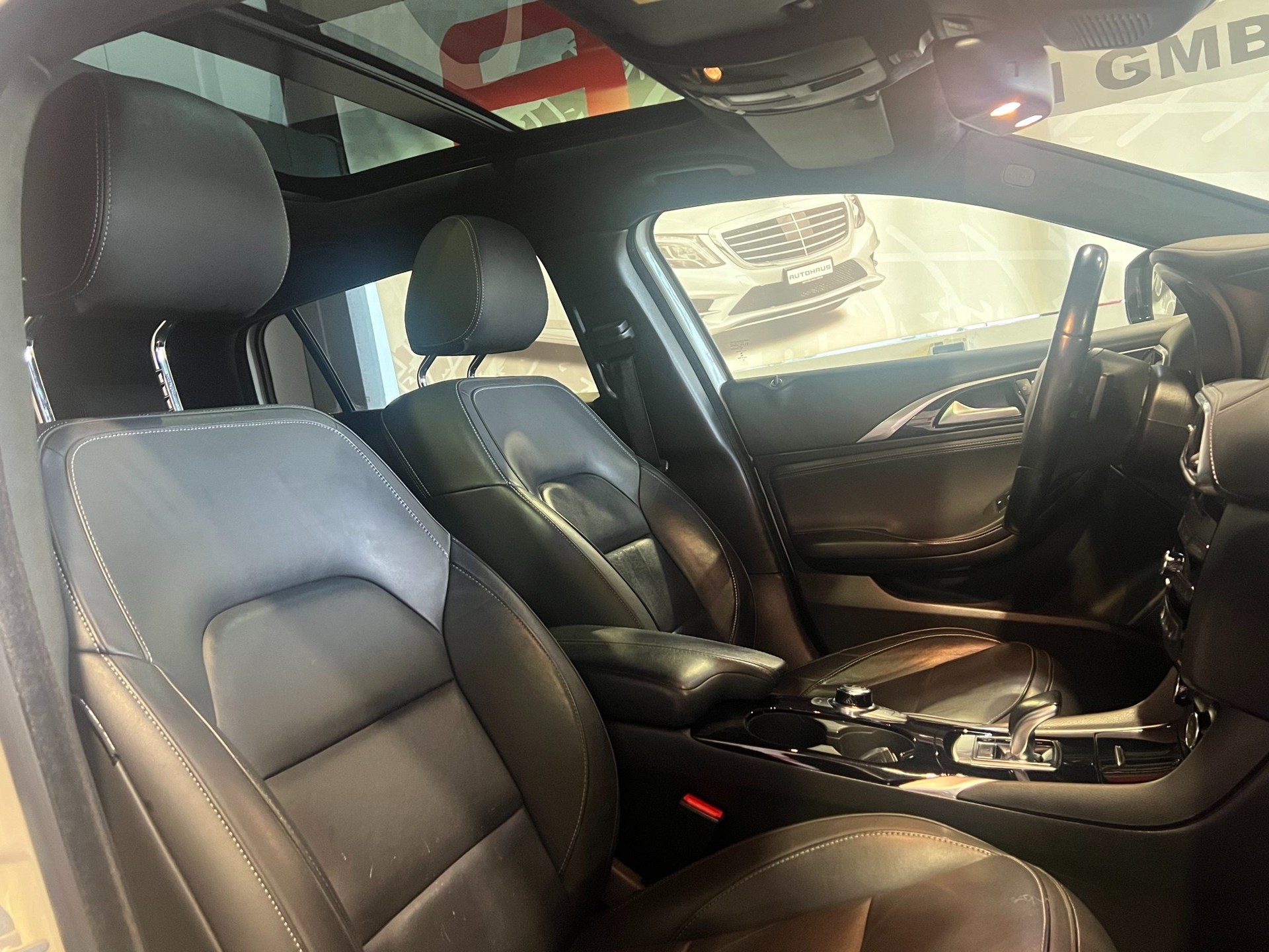 INFINITI Q30 2.2d Sport Tech AWD DCT-image-12