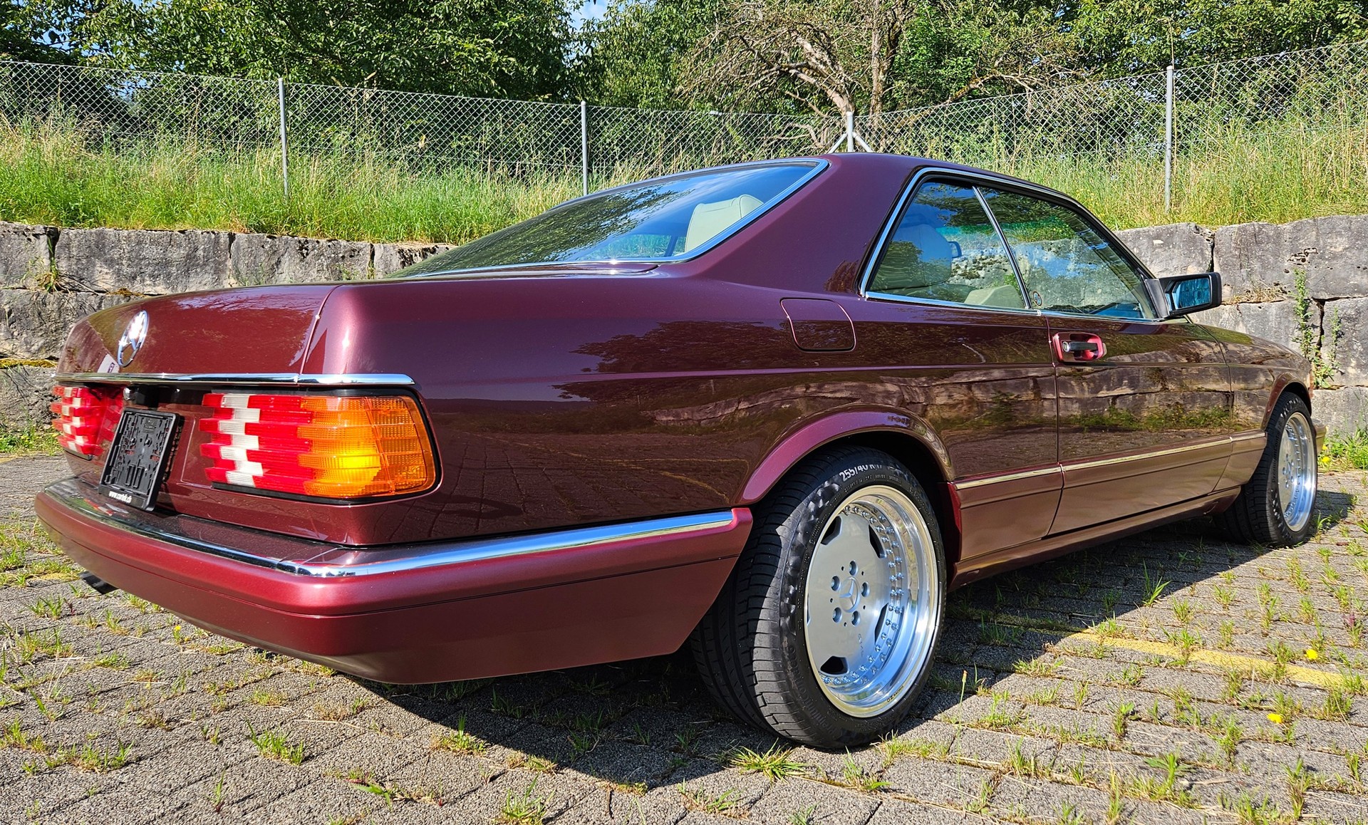 MERCEDES-BENZ SEC 500-image-5