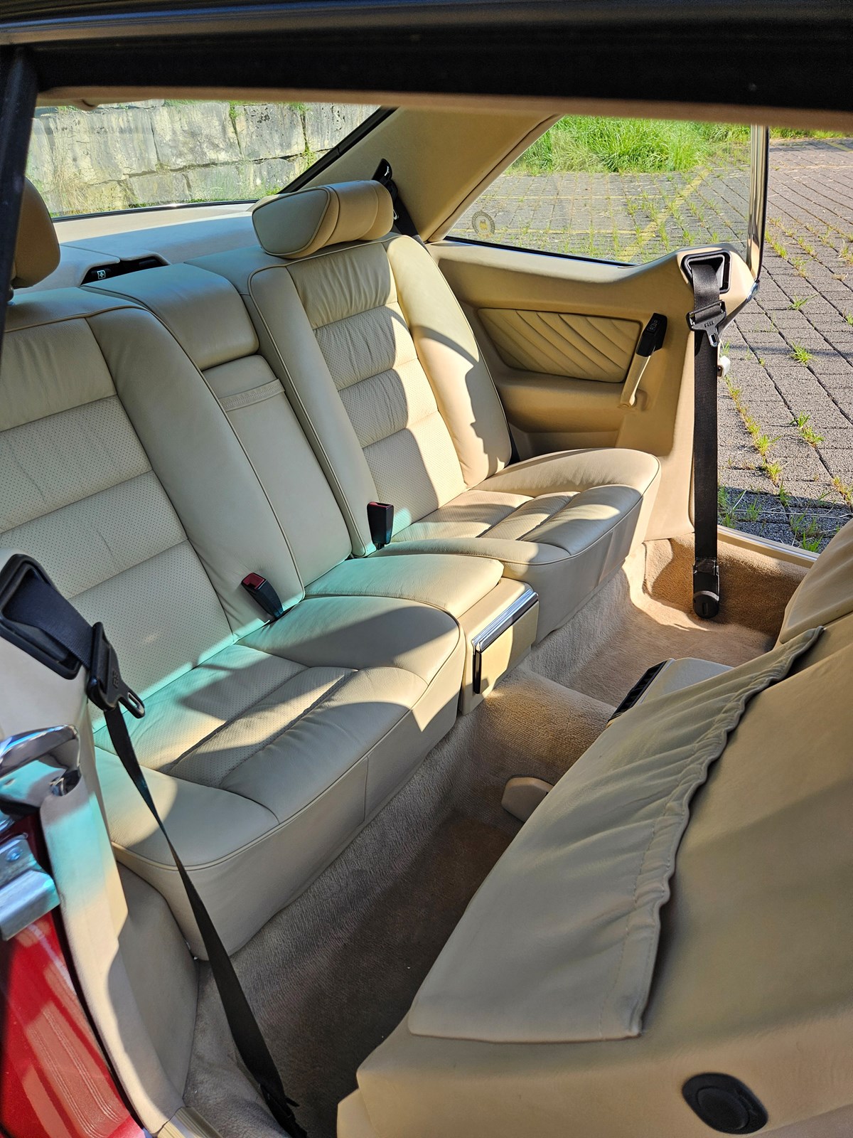 MERCEDES-BENZ SEC 500-image-8
