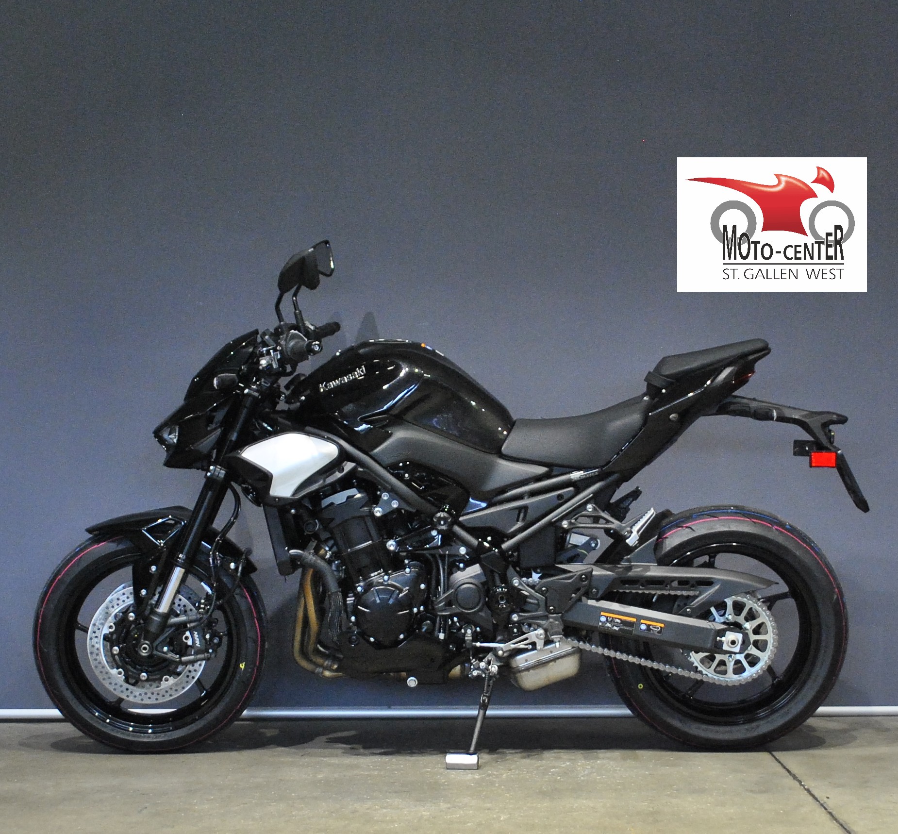 KAWASAKI Z 900 (35kW)-image-2
