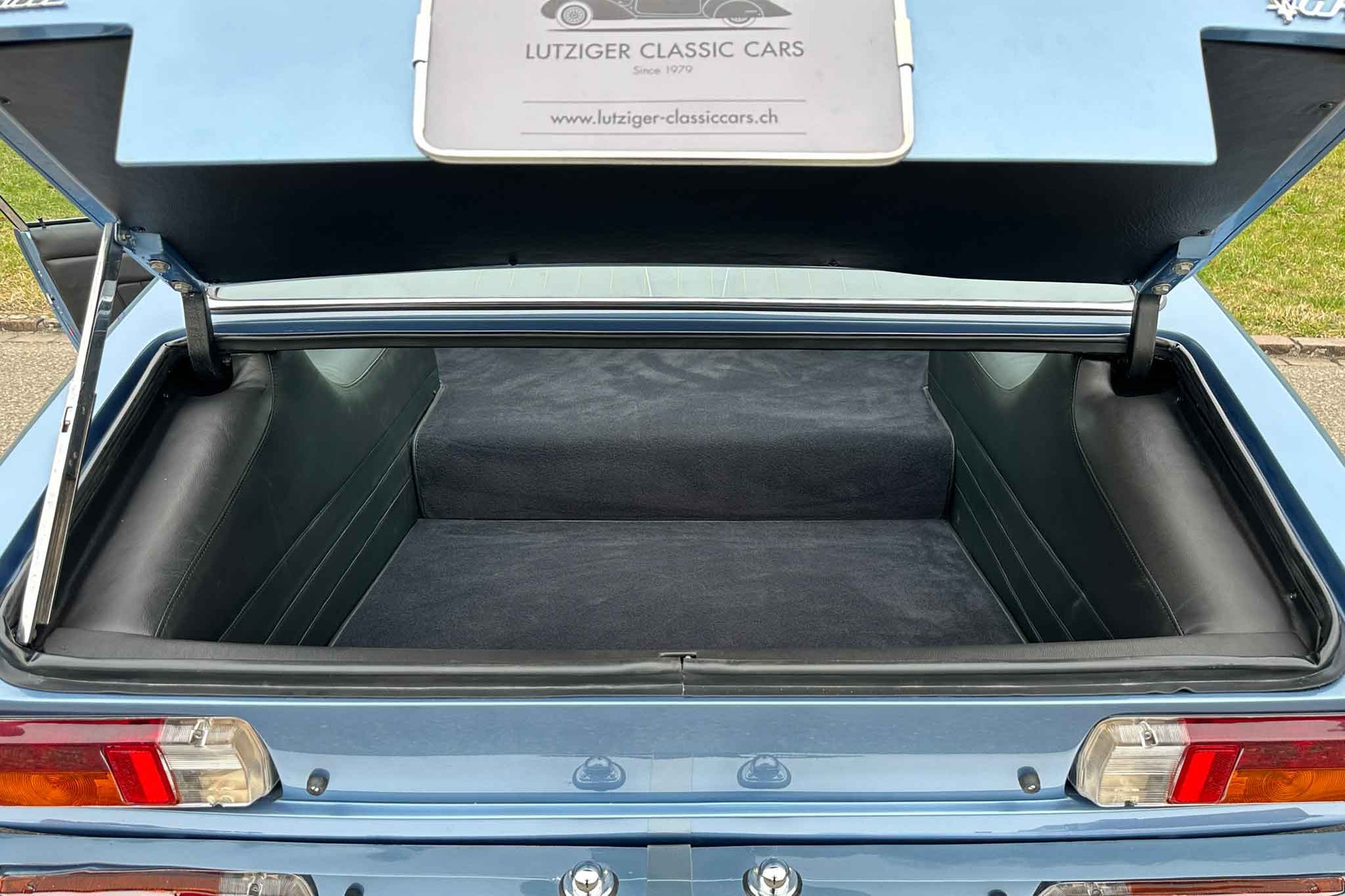 MASERATI Ghibli 4700-image-10