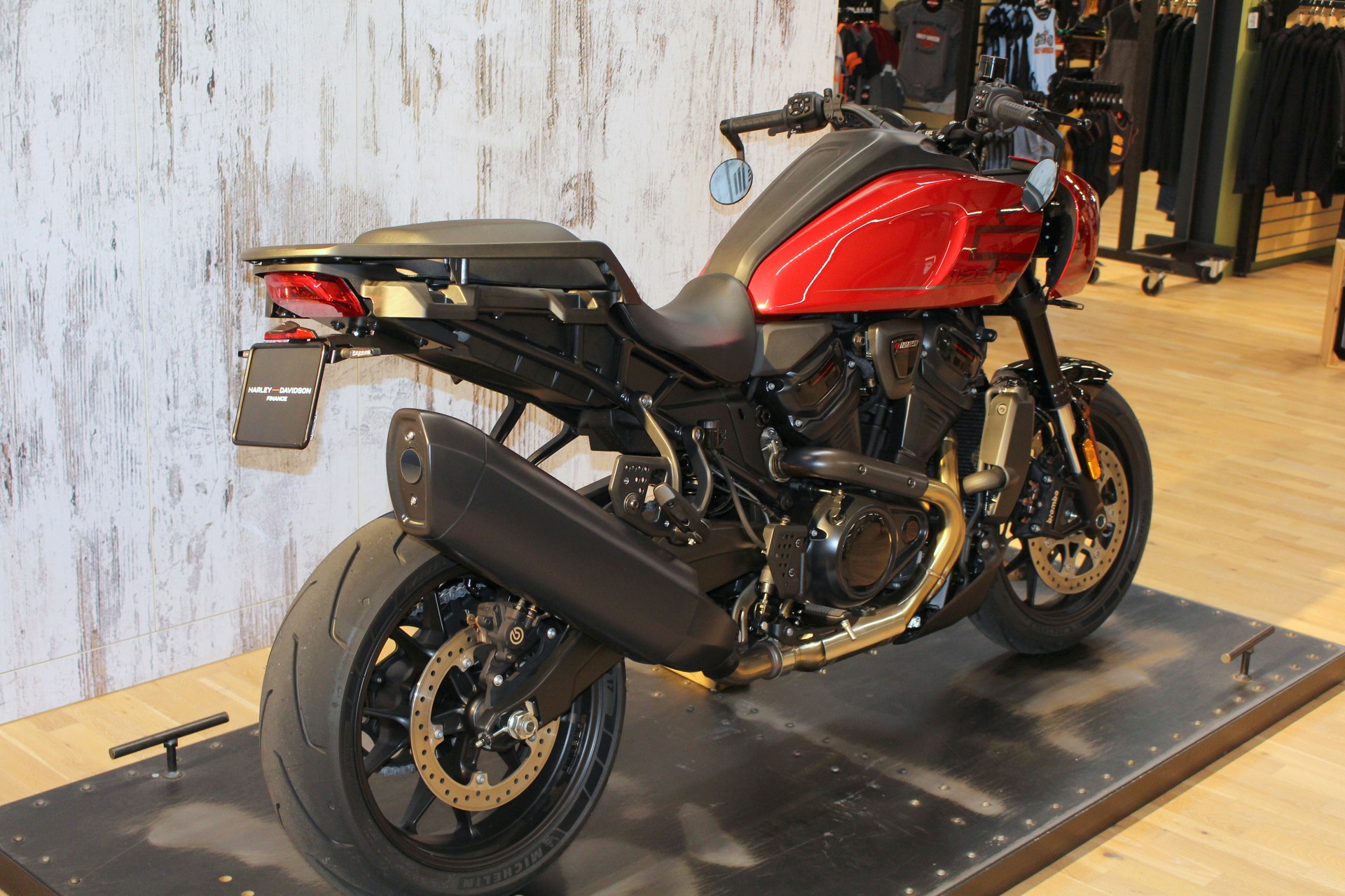 HARLEY-DAVIDSON RA1250ST Pan America ST-showroom-element-3