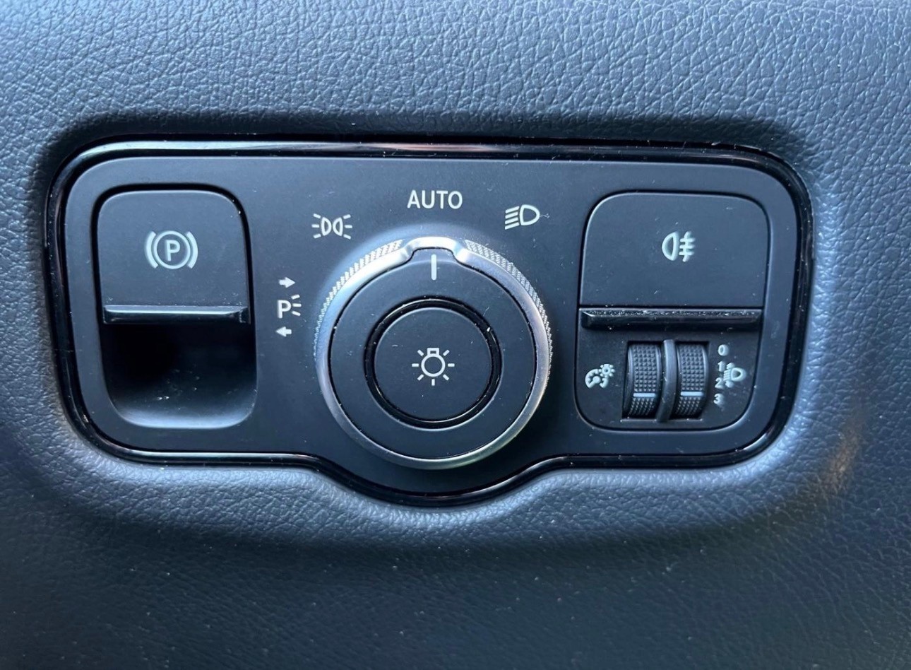 MERCEDES-BENZ Vito 116 CDI Lang 9G-Tronic *MBUX*Carplay*Kamera*Klima*Navi*Tempomat*-image-17