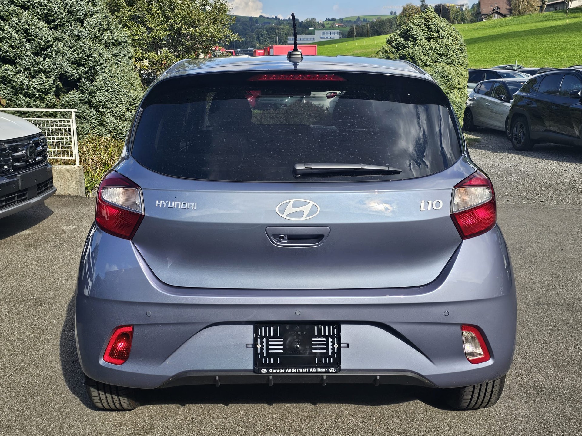 HYUNDAI i10 1.2 Amplia Aut.-image-7