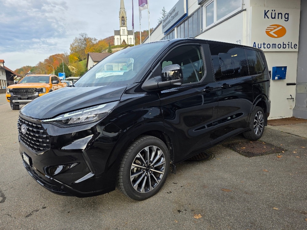 FORD Tourneo Bus 320 L1H1 TitaniumX Automat