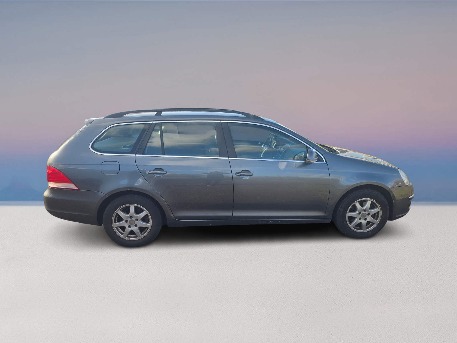 VW Golf Variant 1.4 TSI Trendline DSG-image-5