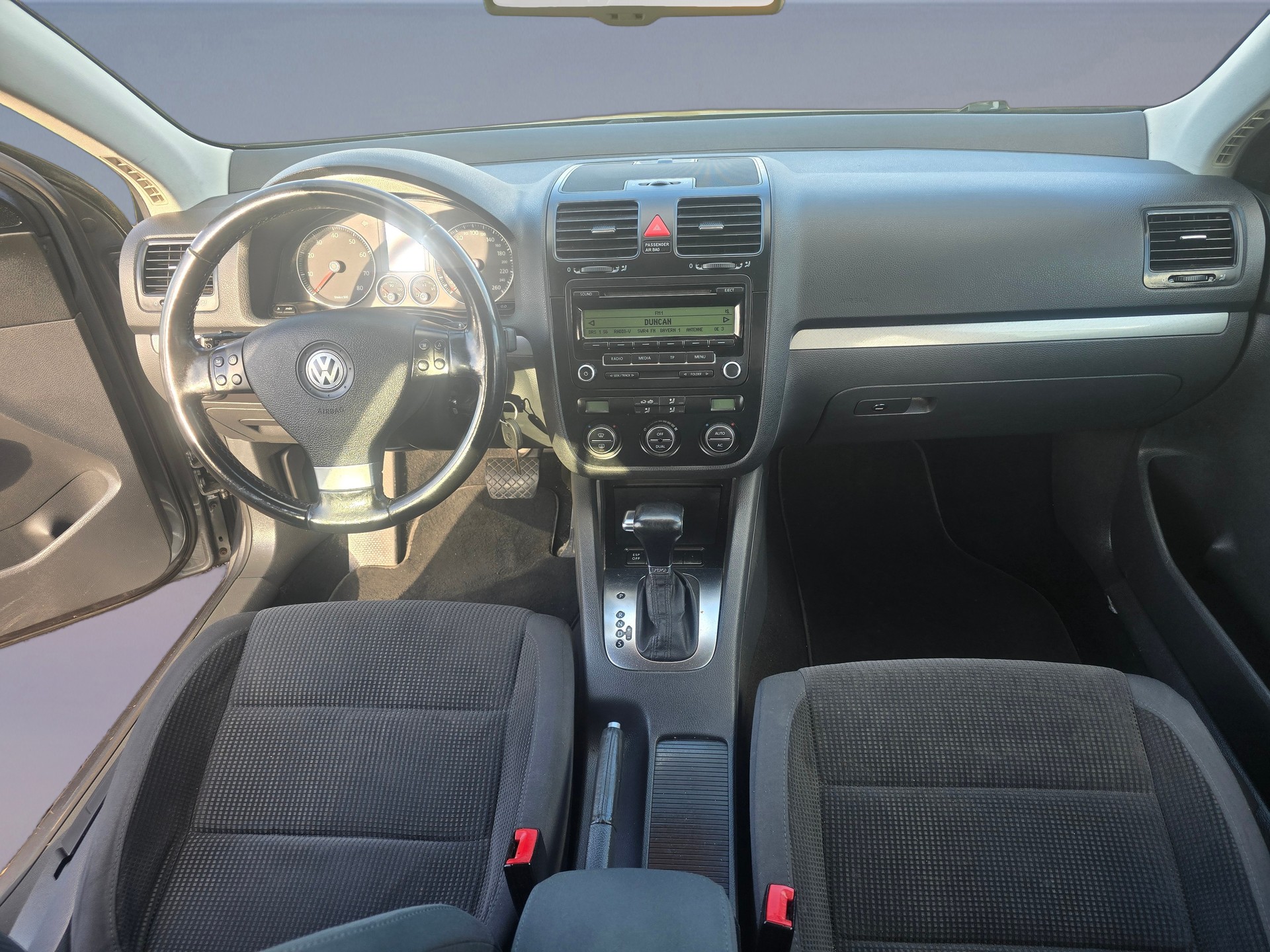 VW Golf Variant 1.4 TSI Trendline DSG-image-12
