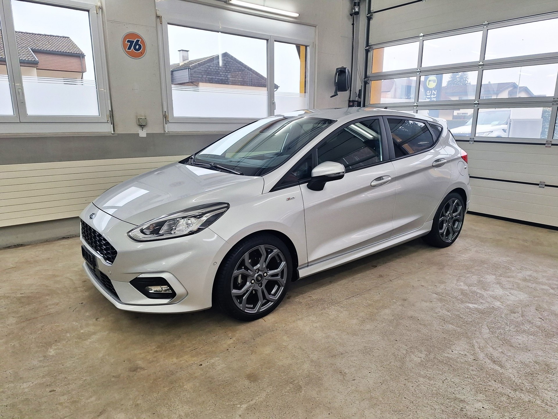 FORD Fiesta 1.0 SCTi ST-Line X Automat "Reiner Benziner mit Vollausstattung"-showroom-element-1