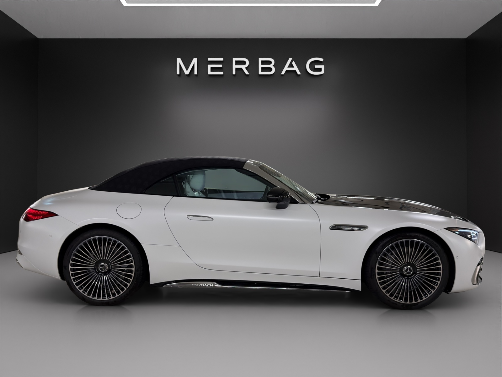 MERCEDES-BENZ SL 680 Maybach Monogram Series-image-14