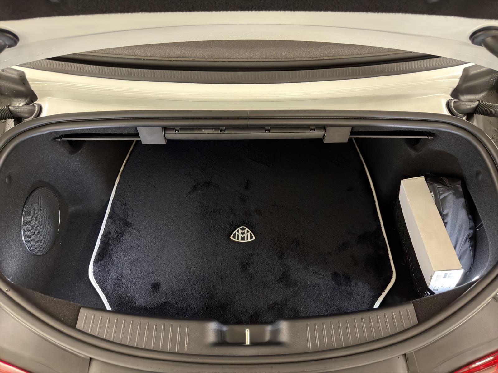MERCEDES-BENZ SL 680 Maybach Monogram Series-image-19