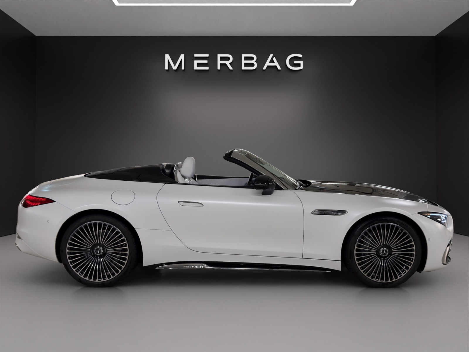 MERCEDES-BENZ SL 680 Maybach Monogram Series-image-13