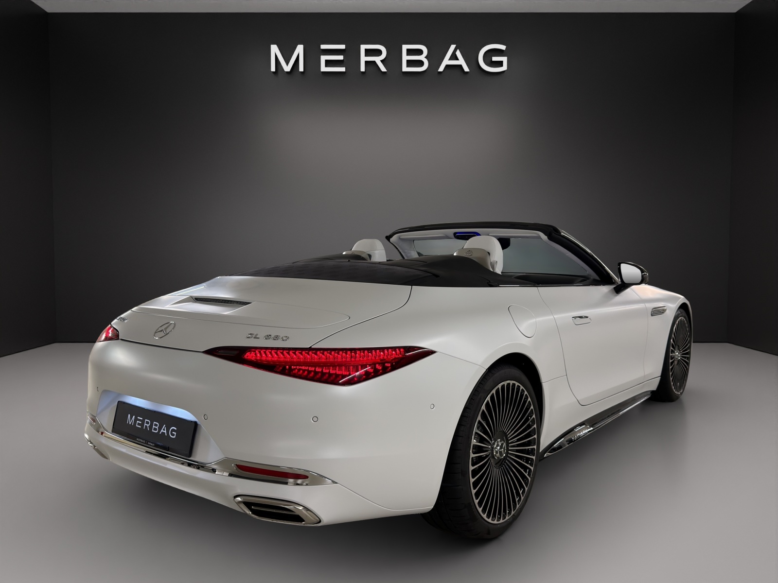 MERCEDES-BENZ SL 680 Maybach Monogram Series-image-11