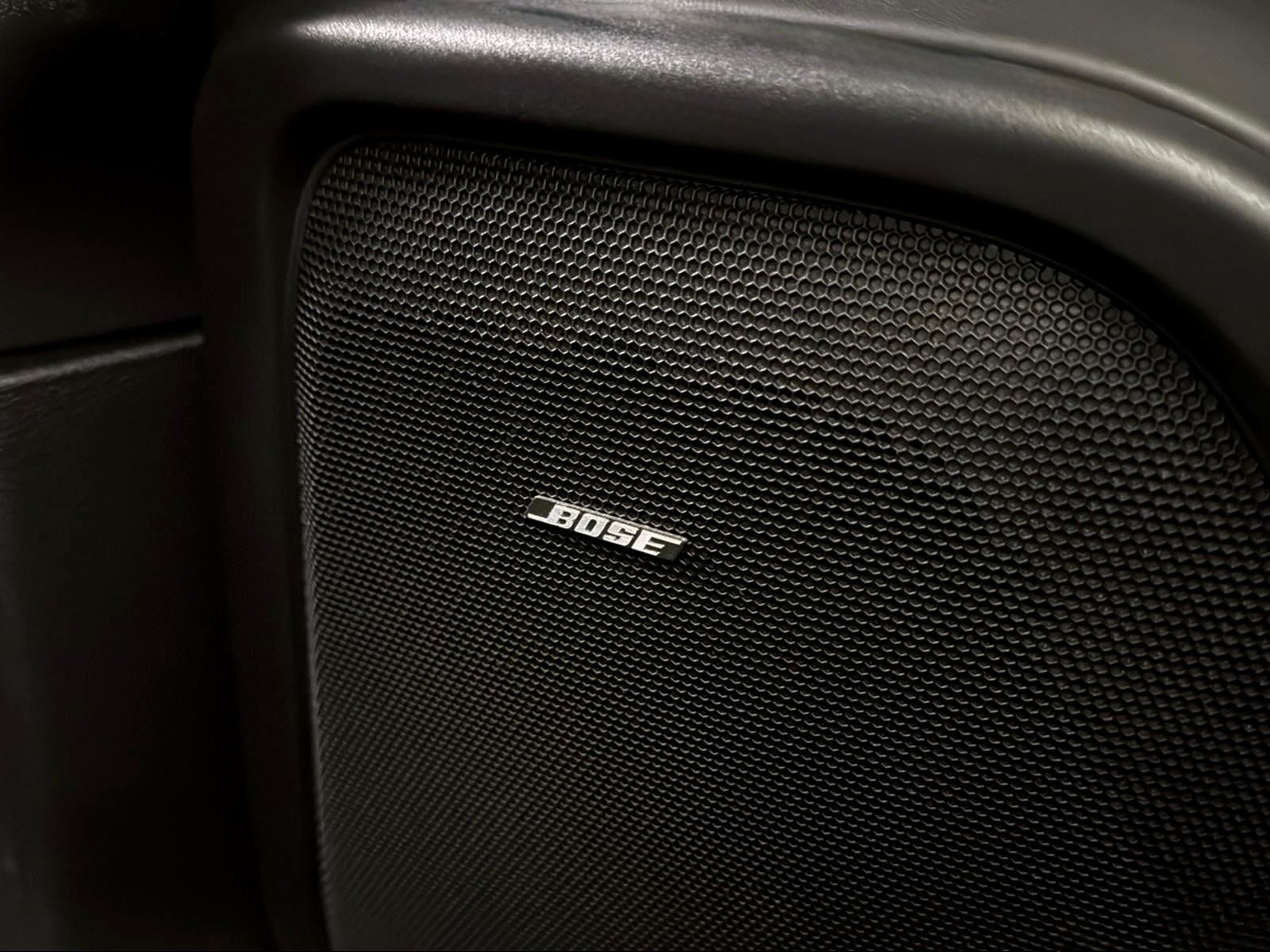 PORSCHE Cayenne S Diesel-image-18