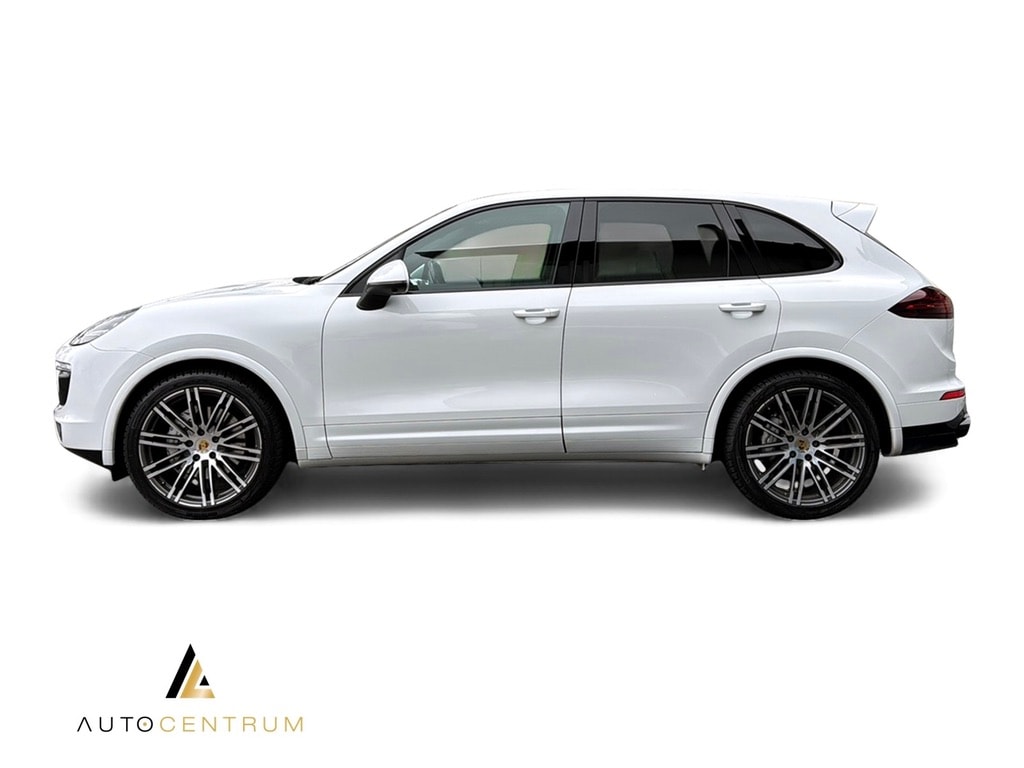 PORSCHE Cayenne S Diesel-showroom-element-3