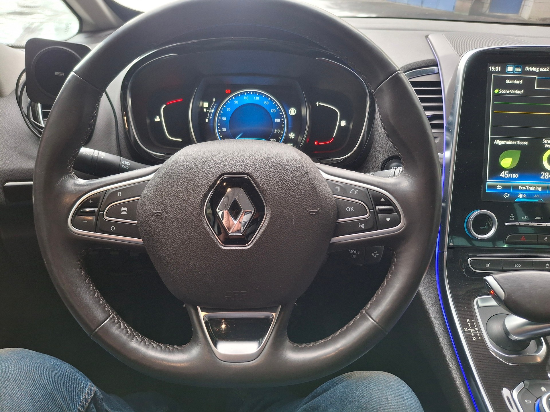RENAULT Espace 1.6 TCe Swiss Edition EDC-image-10