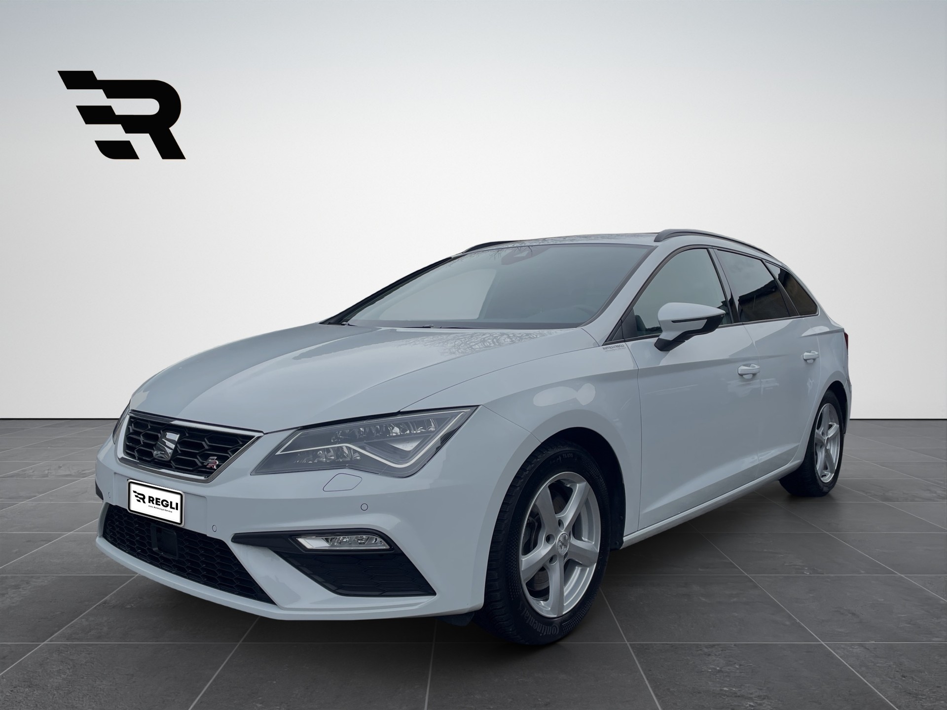 SEAT Leon ST 2.0 TSI SWISS FR DSG-image-0