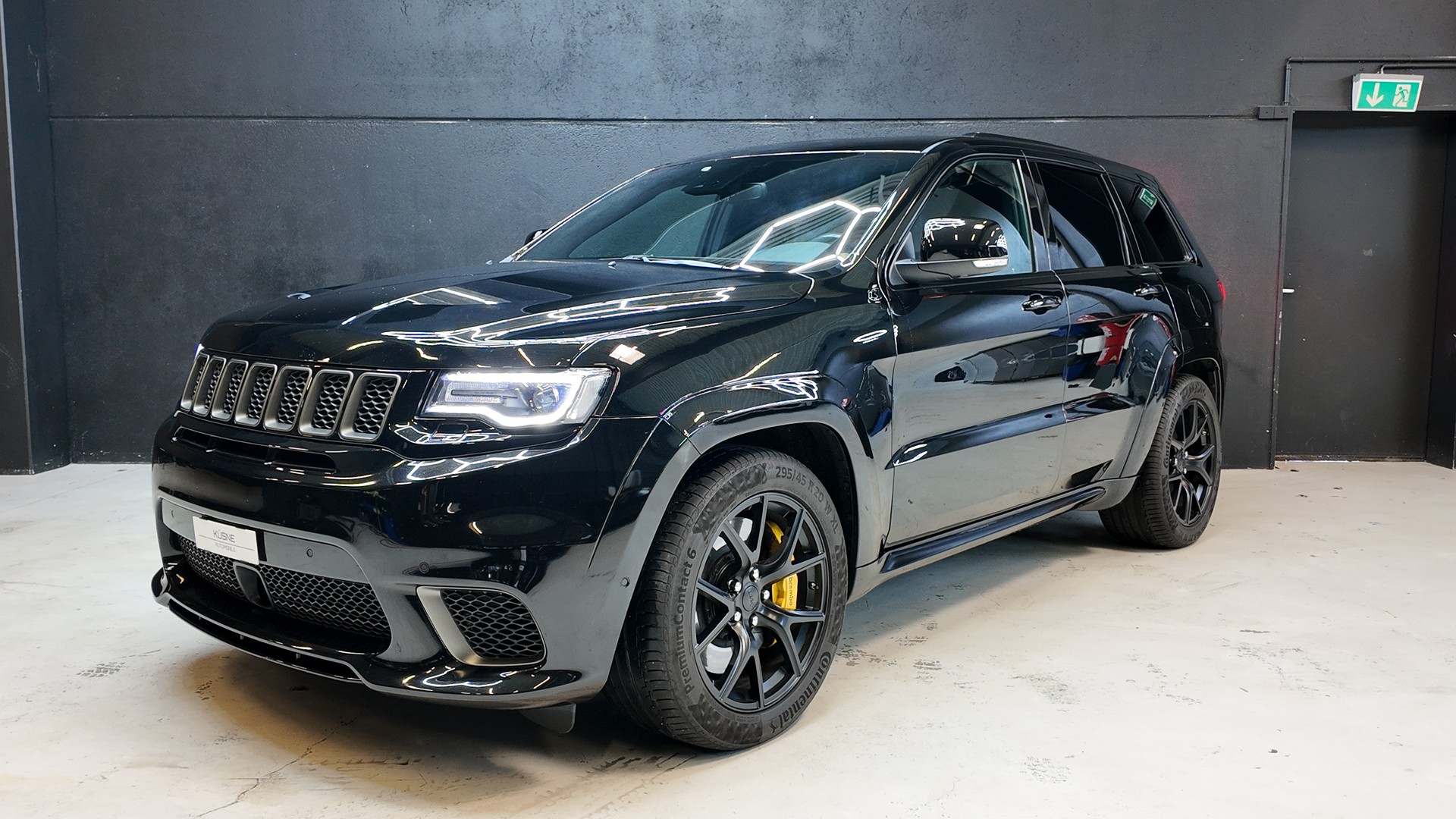 JEEP Grand Cherokee 6.2 V8 HEMI Trackhawk Automatic-showroom-element-1