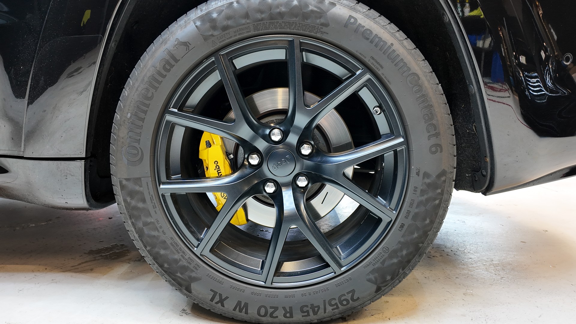 JEEP Grand Cherokee 6.2 V8 HEMI Trackhawk Automatic-image-17