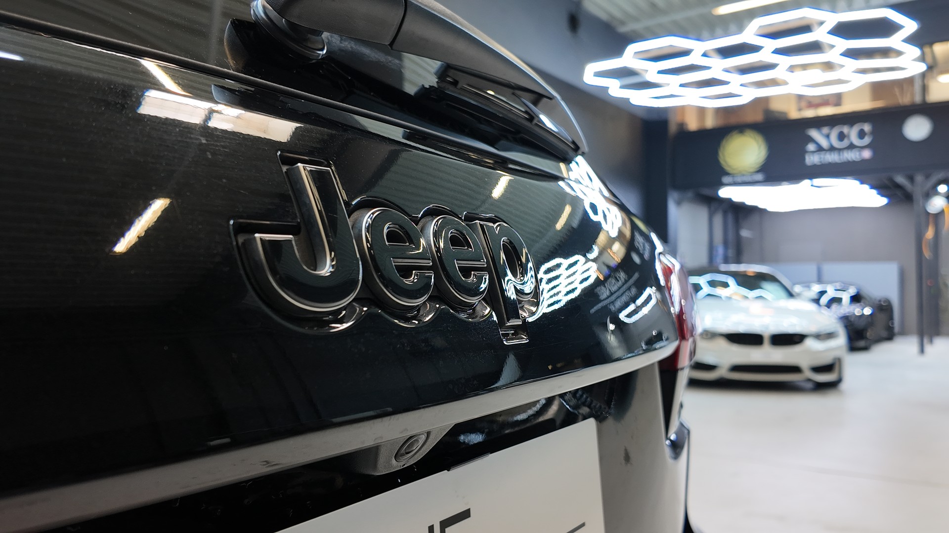JEEP Grand Cherokee 6.2 V8 HEMI Trackhawk Automatic-image-16