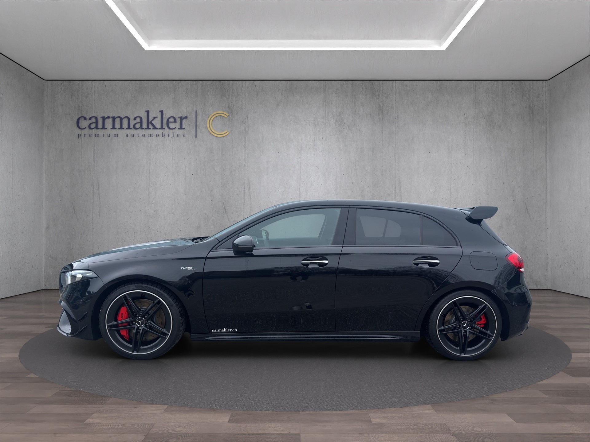 MERCEDES-BENZ A 45 S AMG 4Matic+ Speedshift-showroom-element-1