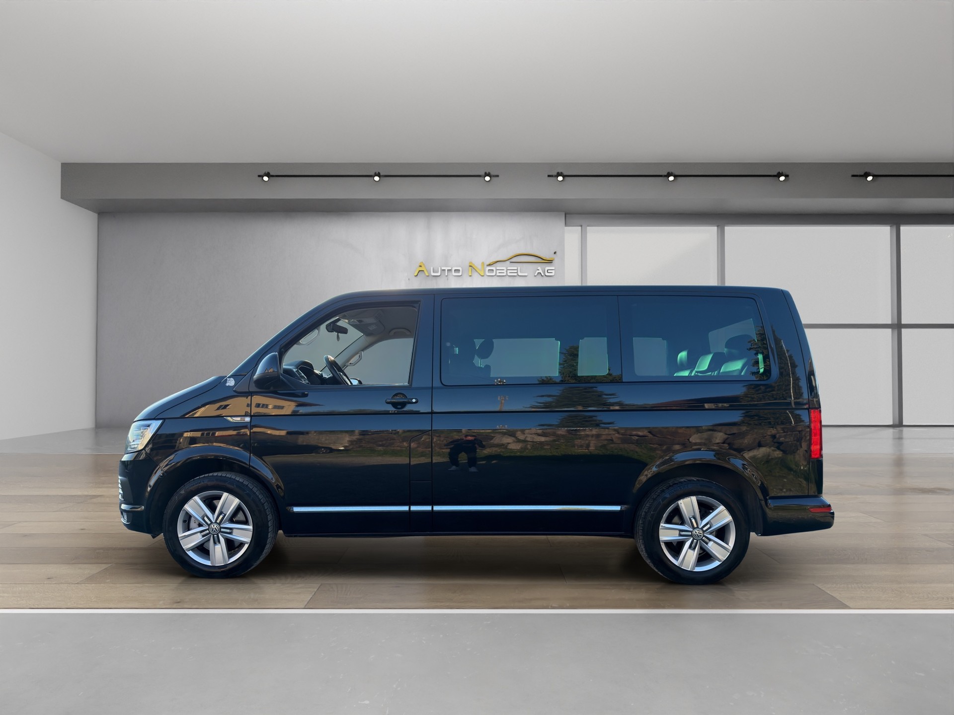 VW T6 Multivan 2.0 Bi-TDI Family Gen. Six 4Motion DSG-image-1