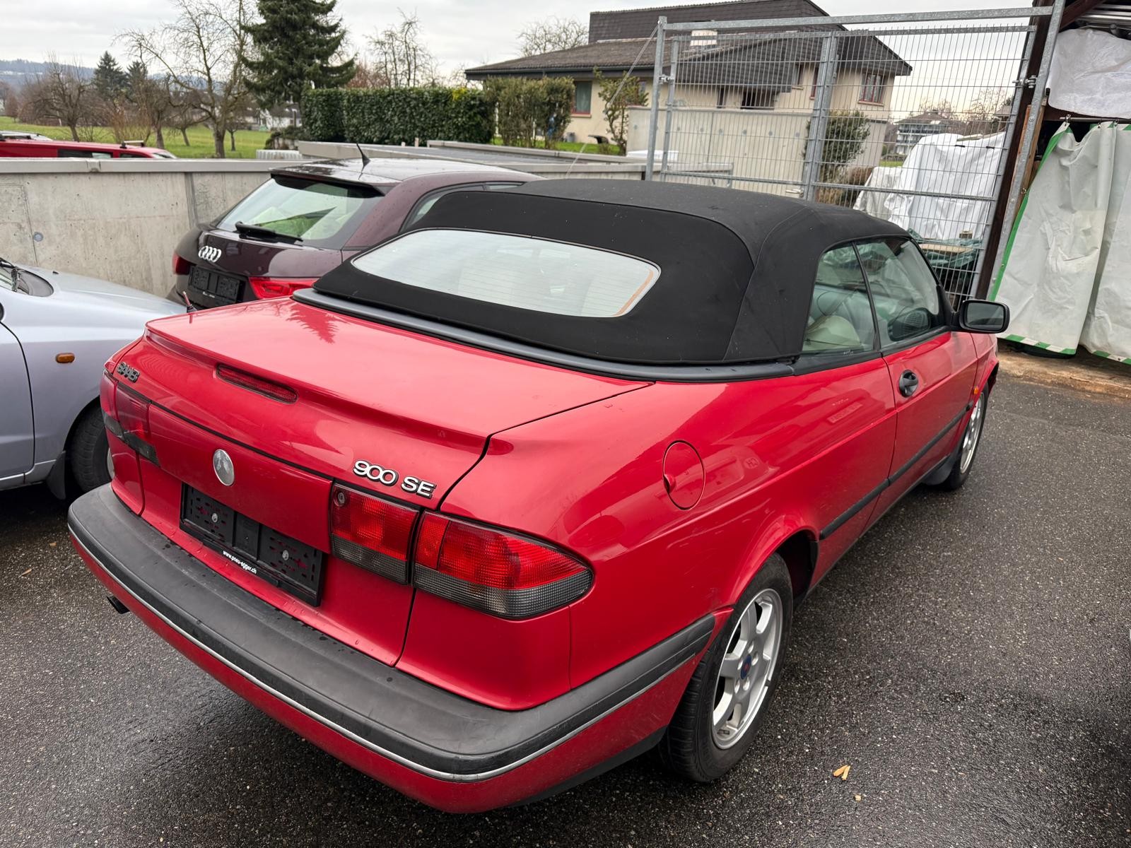 SAAB 900 SE 2.3i-16-image-9
