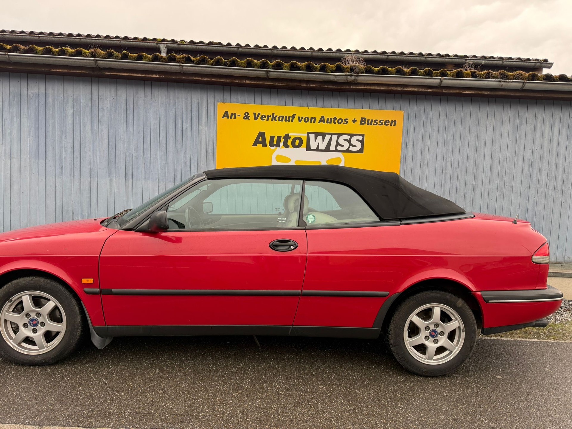 SAAB 900 SE 2.3i-16-showroom-element-2