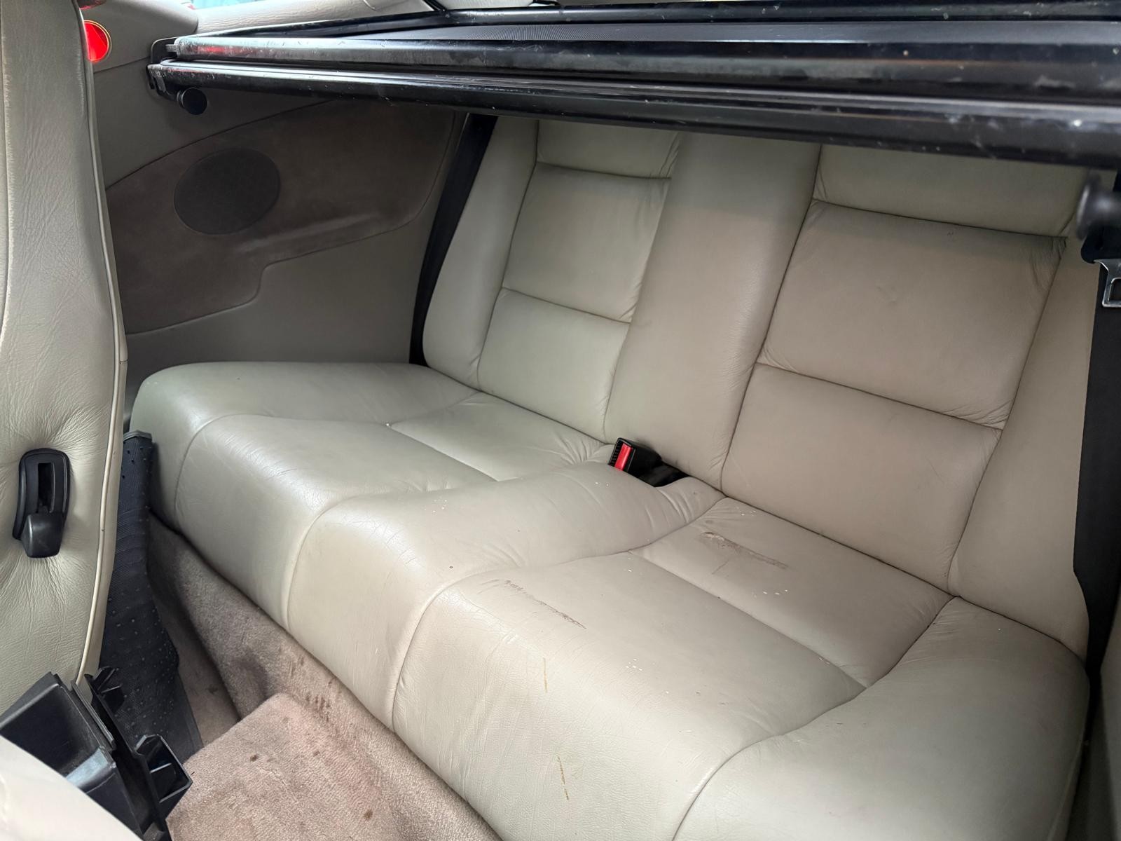 SAAB 900 SE 2.3i-16-image-14