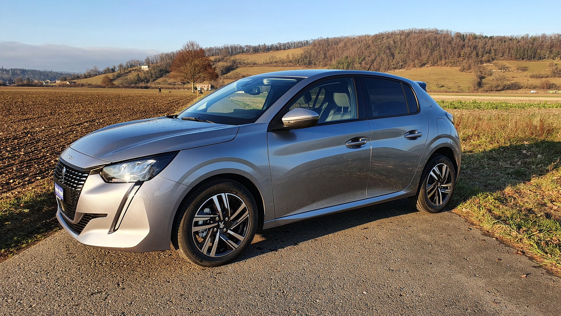 PEUGEOT 208 1.2 GS Sport-image-14