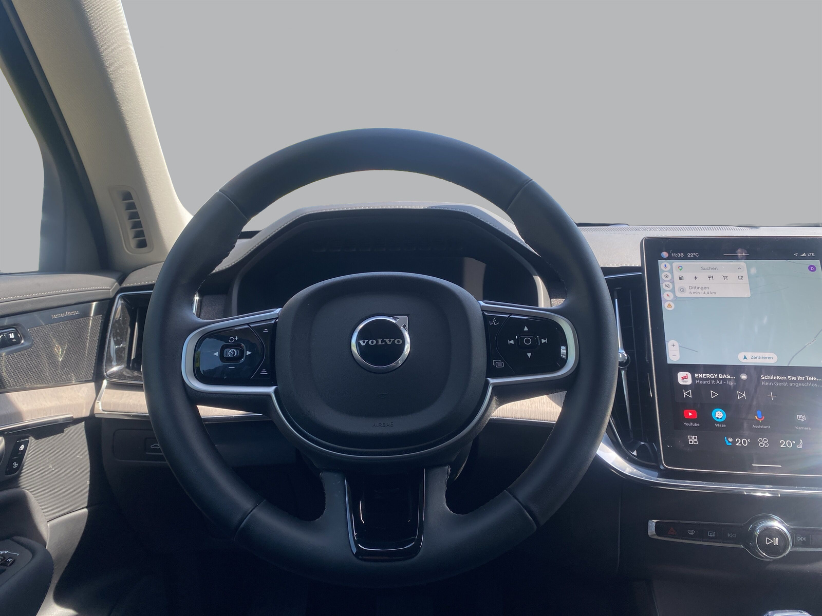 VOLVO XC90 T8 eAWD PluginHybrid Plus Dark Geartronic-image-10