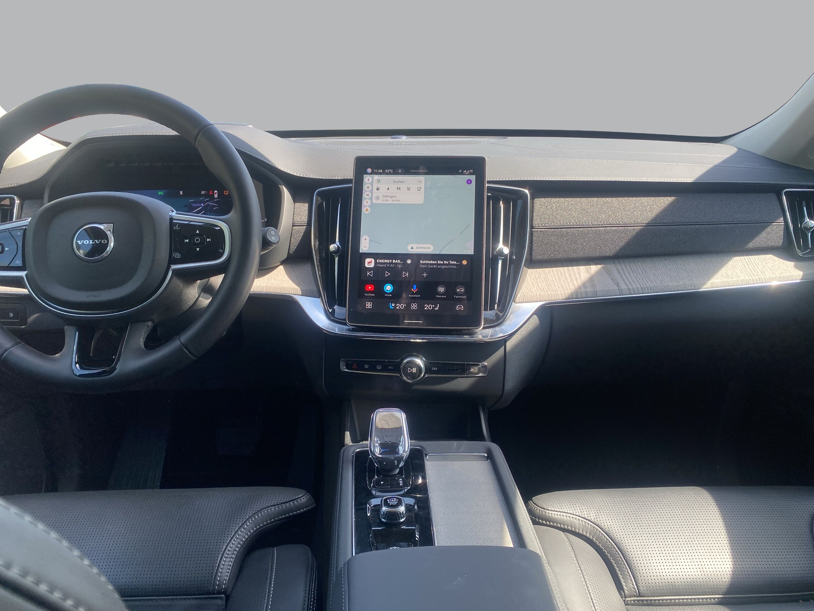VOLVO XC90 T8 eAWD PluginHybrid Plus Dark Geartronic-image-9