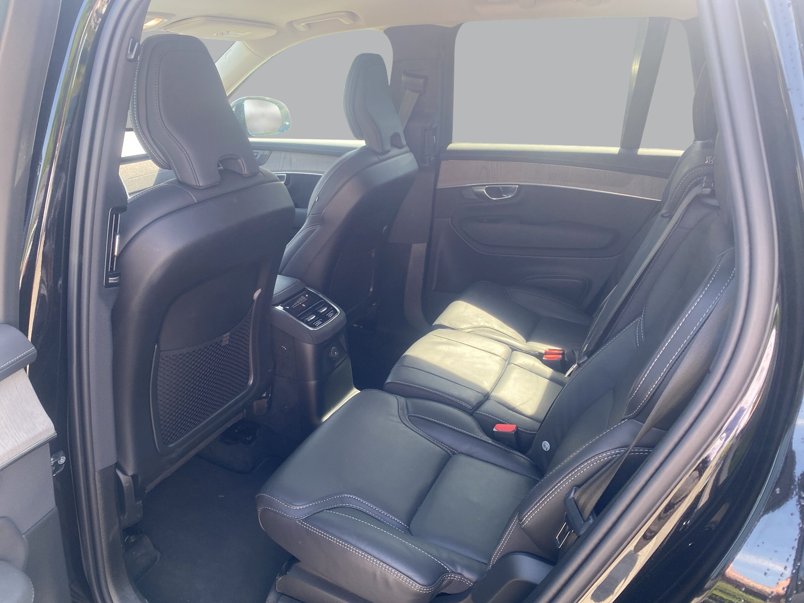VOLVO XC90 T8 eAWD PluginHybrid Plus Dark Geartronic-image-8
