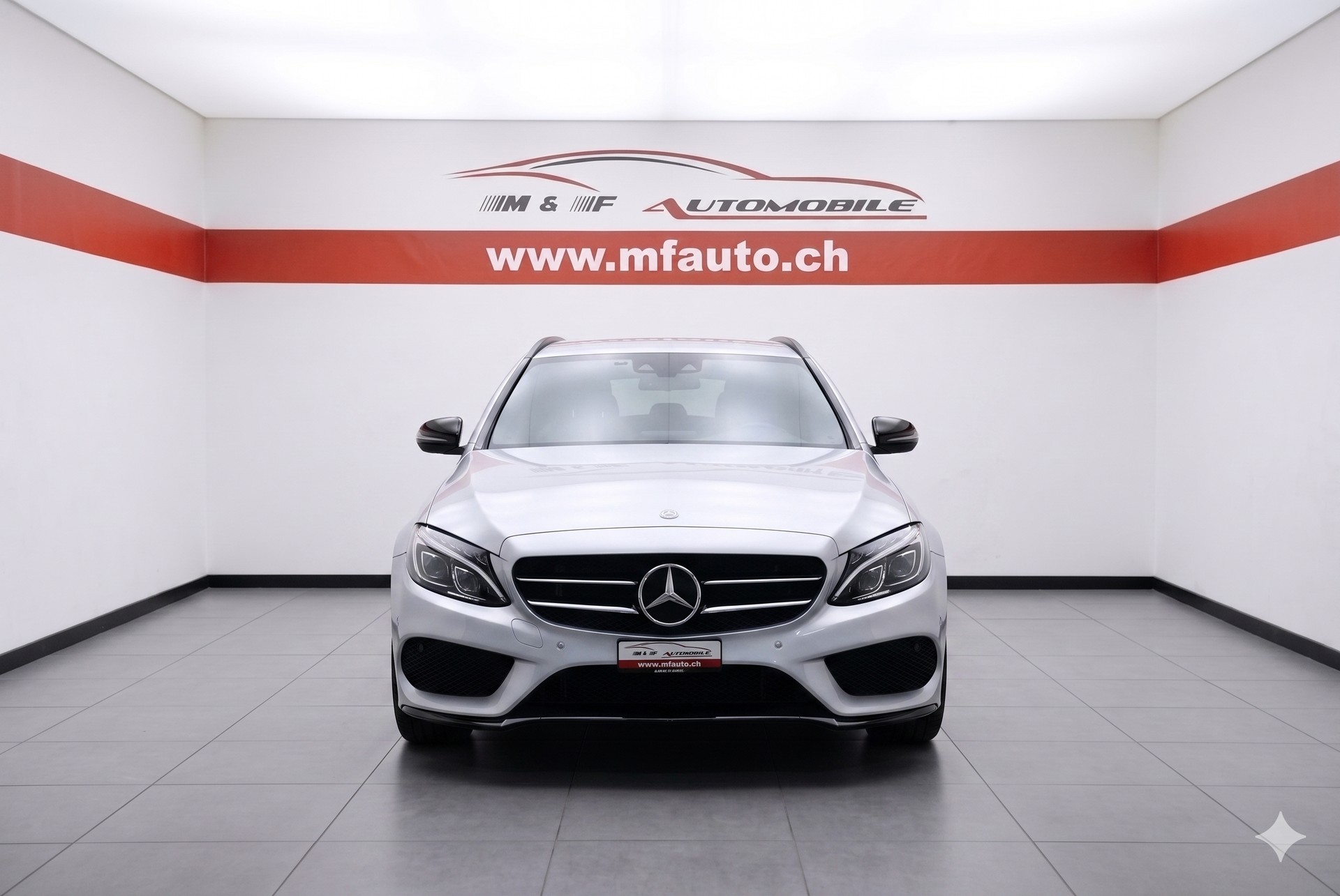 MERCEDES-BENZ C 250 d Swiss Star AMG Line 4m Kombi-showroom-element-1