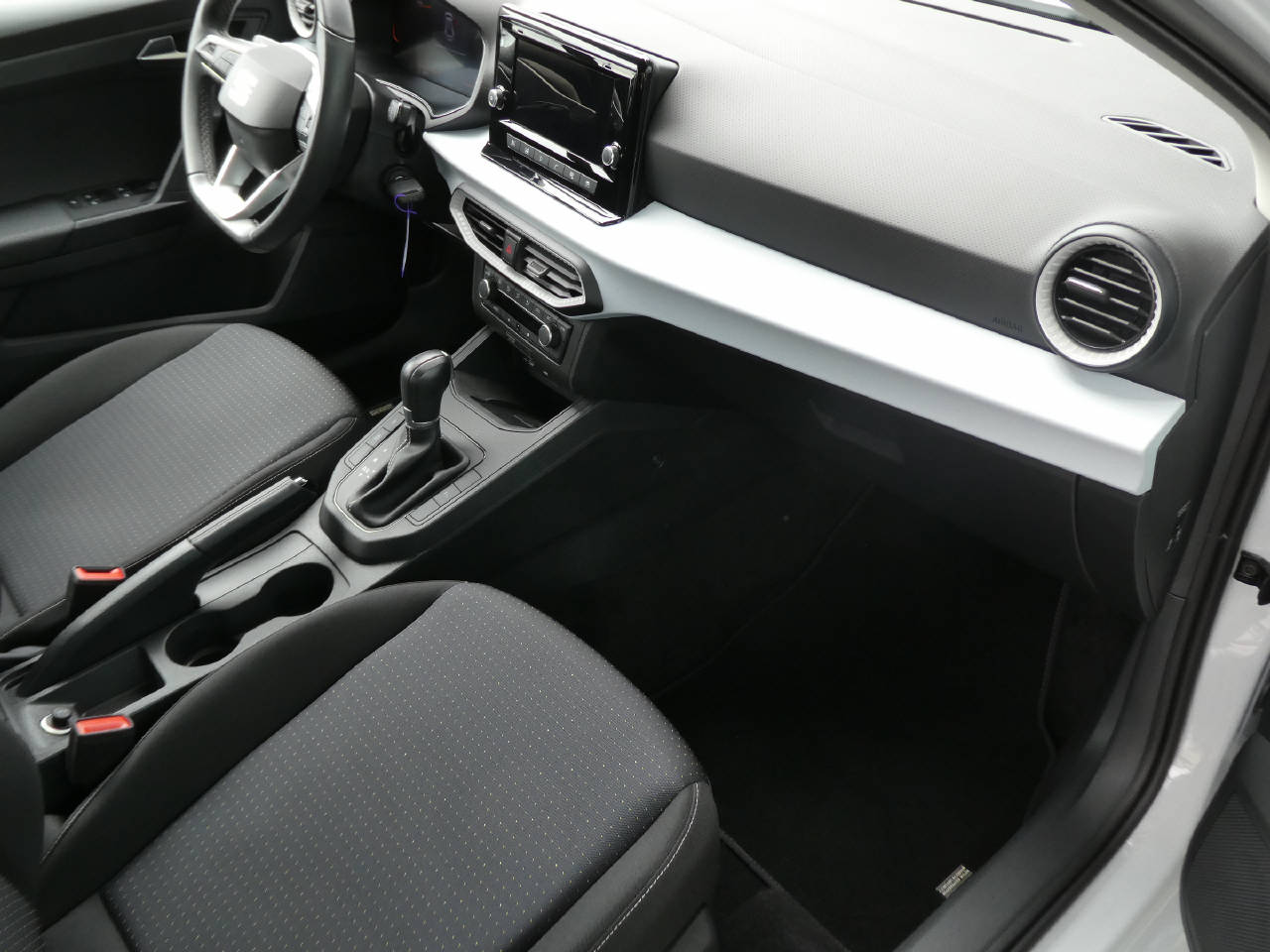 SEAT Ibiza 1.0 TSI 115 Move DSG-image-9